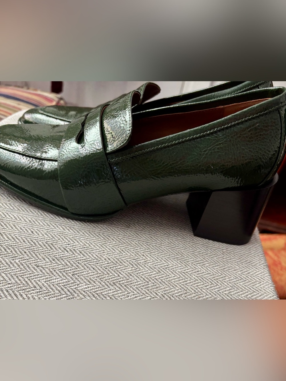 AEROSOLES Green Patent Leather Penny Loafers - Picture 2 of 3